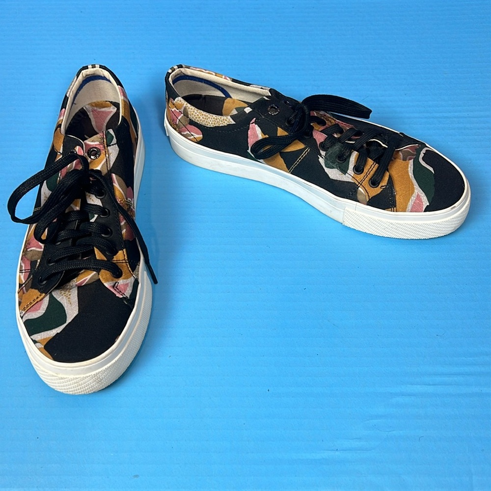 Men’s Ted Baker Patterned Lace Up Sneakers  41 8